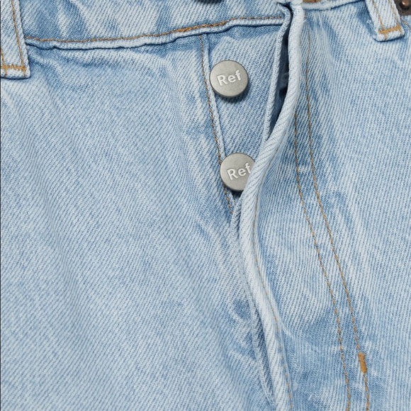 Reformation distressed denim shorts size 26 wash Tahoe Destroyed - Picture 5 of 13